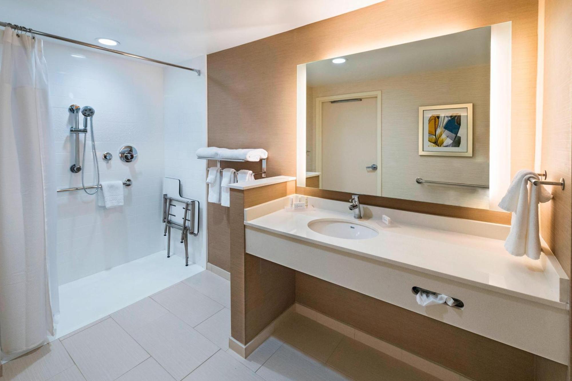 Fairfield Inn & Suites By Marriott Dallas Waxahachie Bagian luar foto