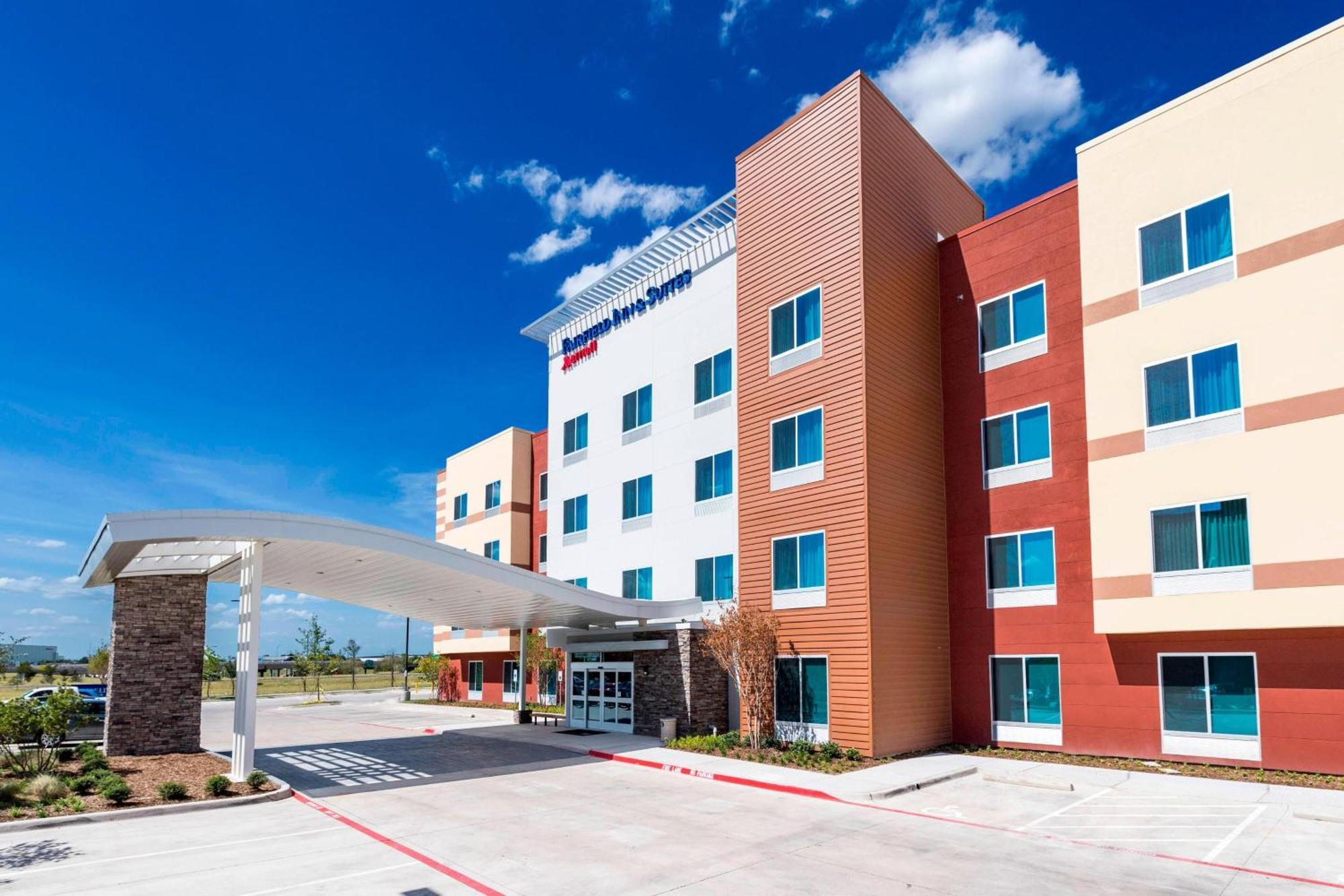 Fairfield Inn & Suites By Marriott Dallas Waxahachie Bagian luar foto
